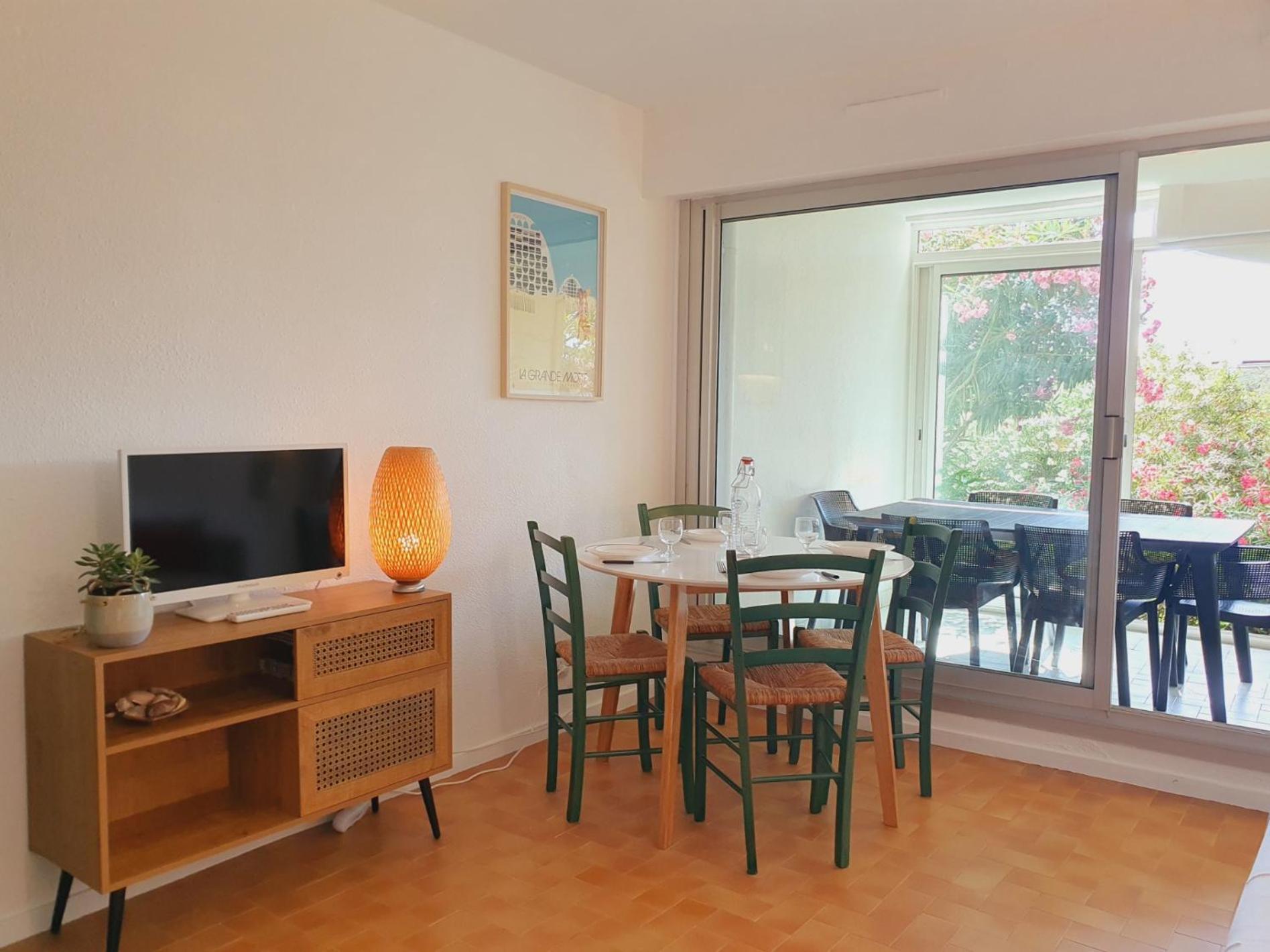 T2 Traversant Familial Cap Sud Parking Plages - Rossiconciergerie - Linge En Option La Grande-Motte Esterno foto